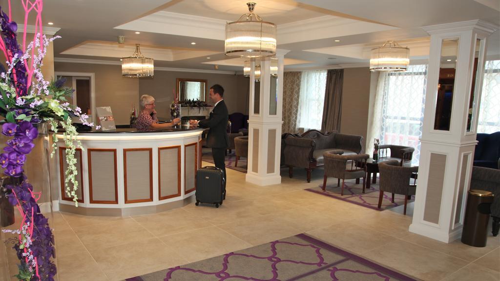 The Royal Hotel Cookstown Ngoại thất bức ảnh