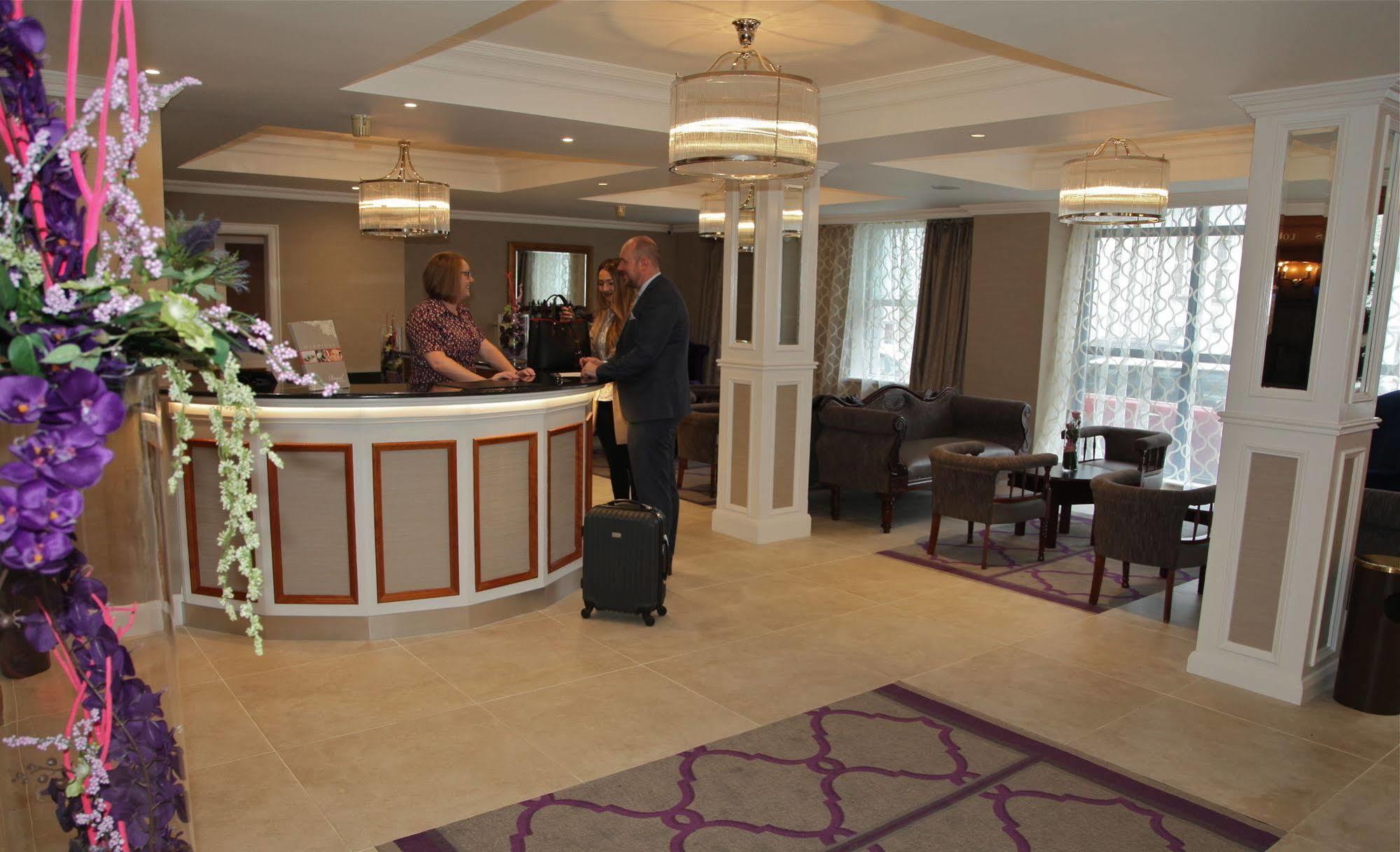The Royal Hotel Cookstown Ngoại thất bức ảnh