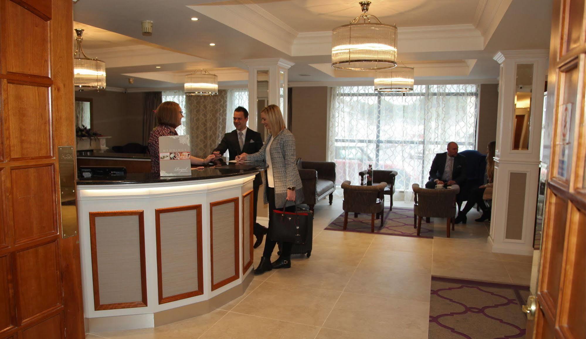 The Royal Hotel Cookstown Ngoại thất bức ảnh