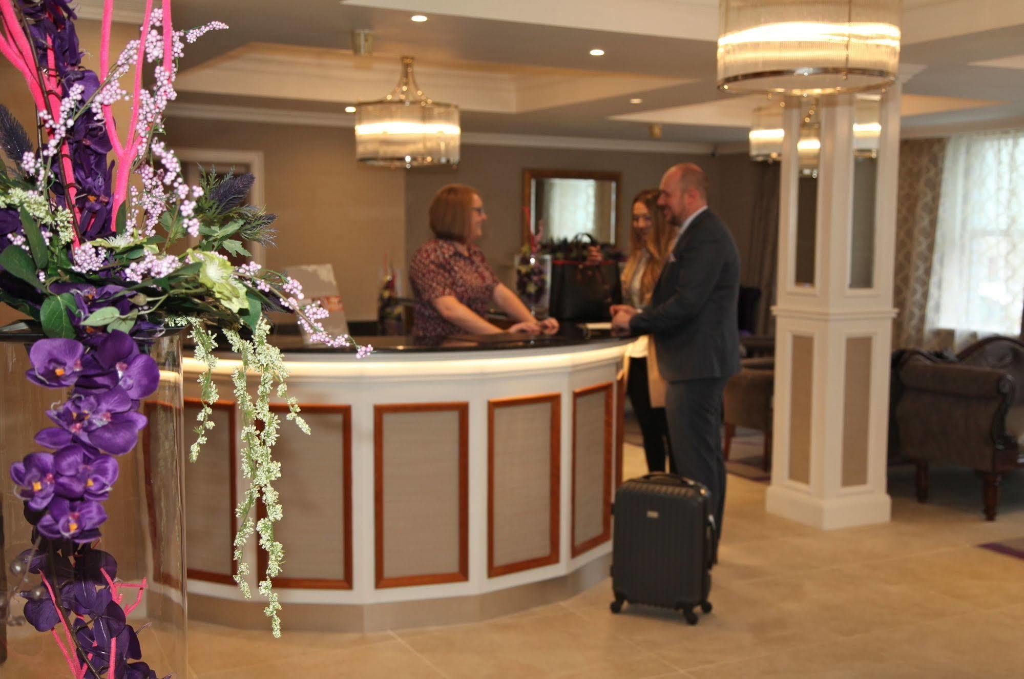 The Royal Hotel Cookstown Ngoại thất bức ảnh